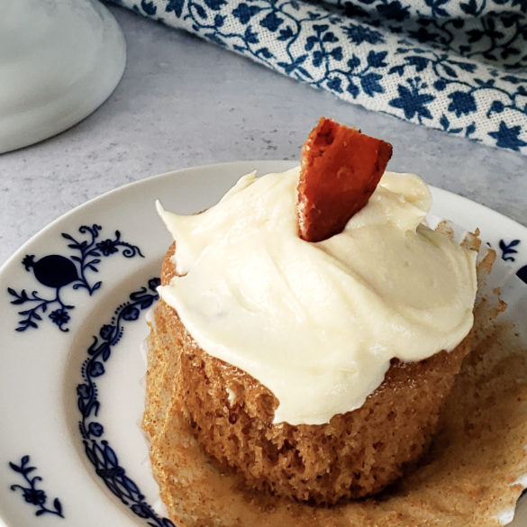 Sweet and savory spiced cupcake recipe made with bacon and real cream cheese frosting