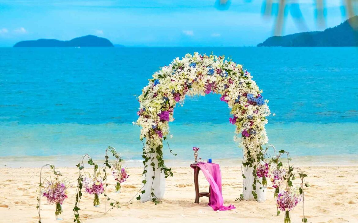 Fuchsia wedding trend arch
