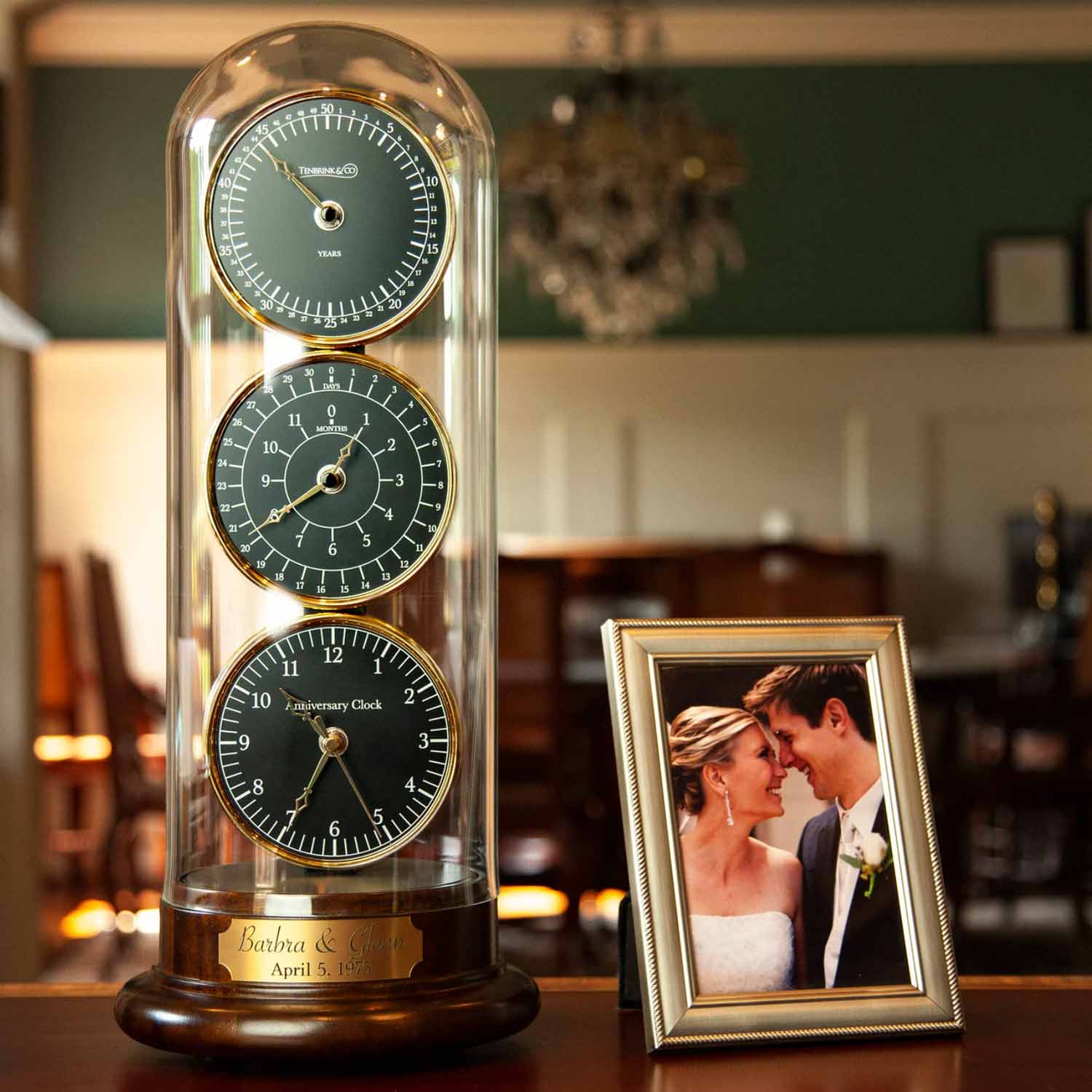 50th Wedding Anniversary: Celebrating a Half Century of Love - dotellabelle