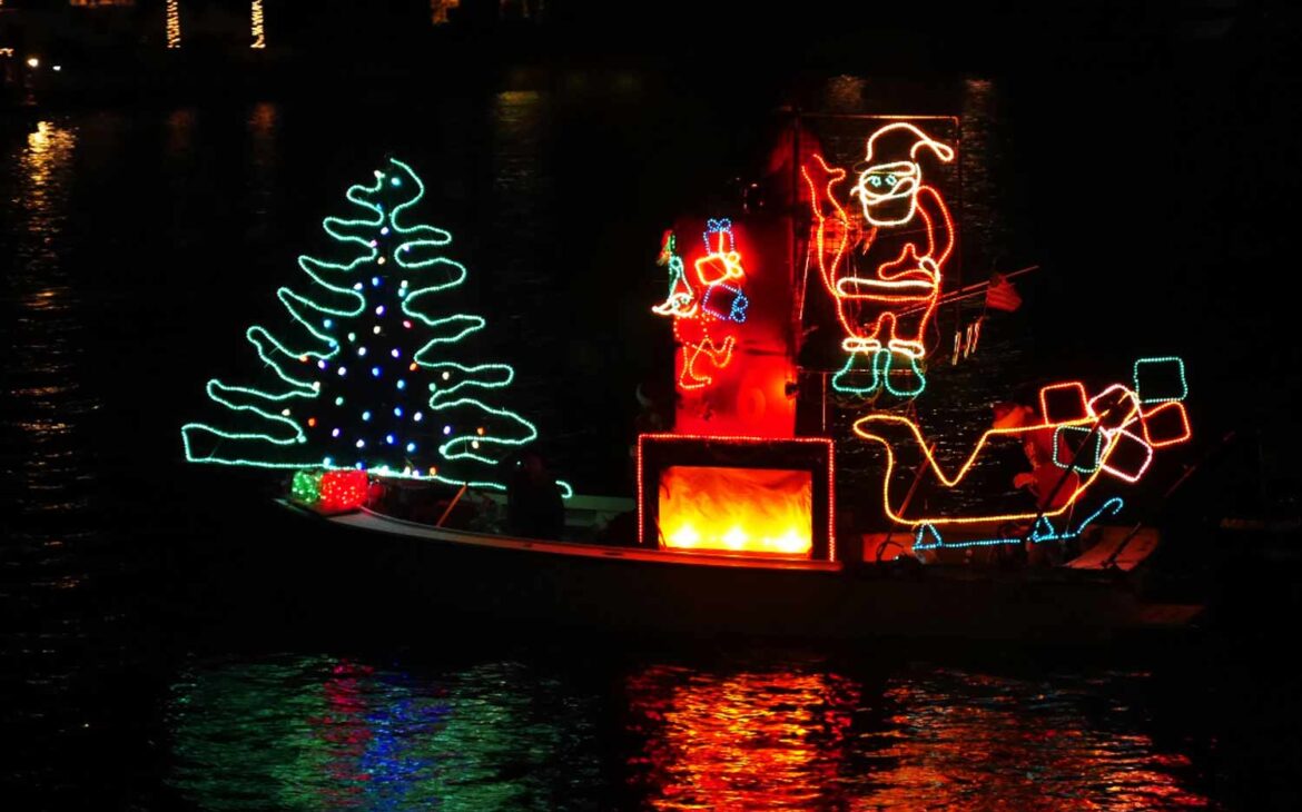 Florida boat parade Christmas celebration