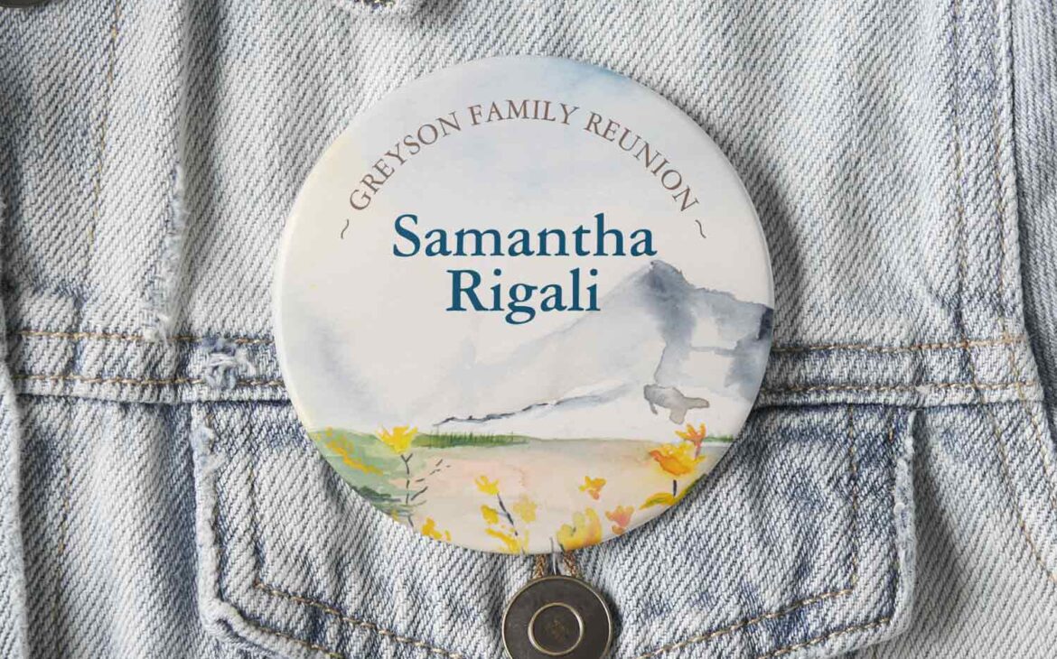 Mountain theme family reunion name badges featuring exclusive watercolor art by Victoria Grigaliunas of Do Tell A Belle.